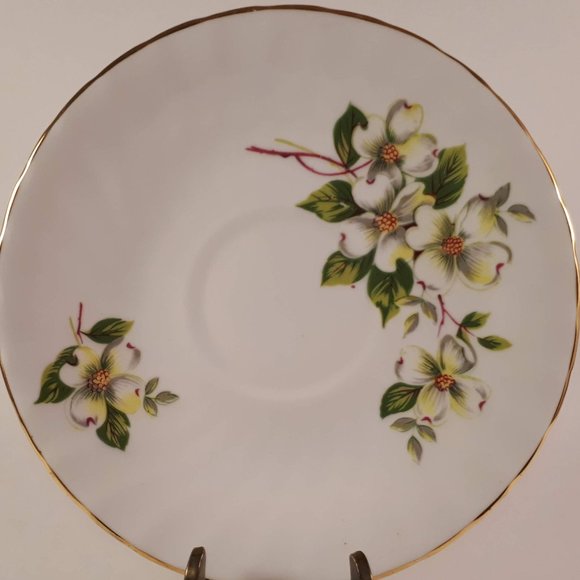 Vintage Delphine China Green & White Swirl Teacup and Saucer - Picture 2 of 9